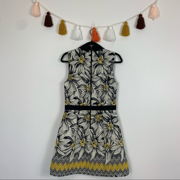 Alice + Olivia Ellis Jacquard Floral Pattern Collared Dress 10 - Picture 15 of 16